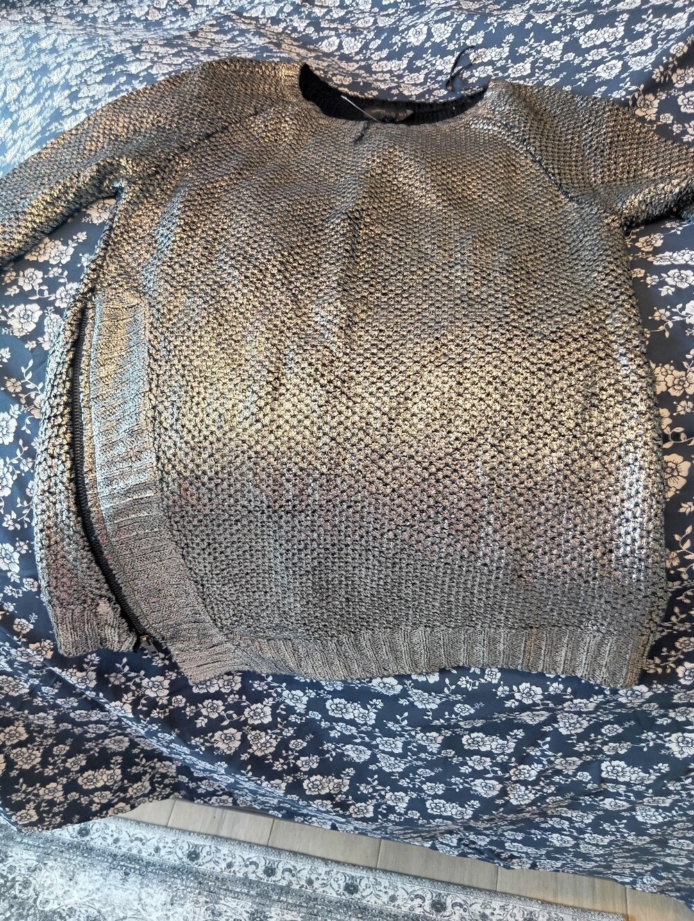 Metallic Knit Crewneck Sweater - Gold